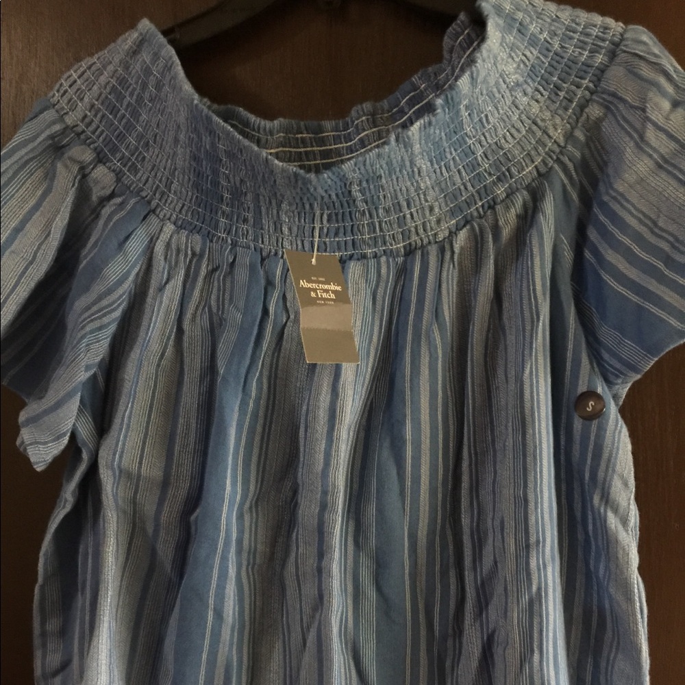 Abercrobie & Fitch Top... size S